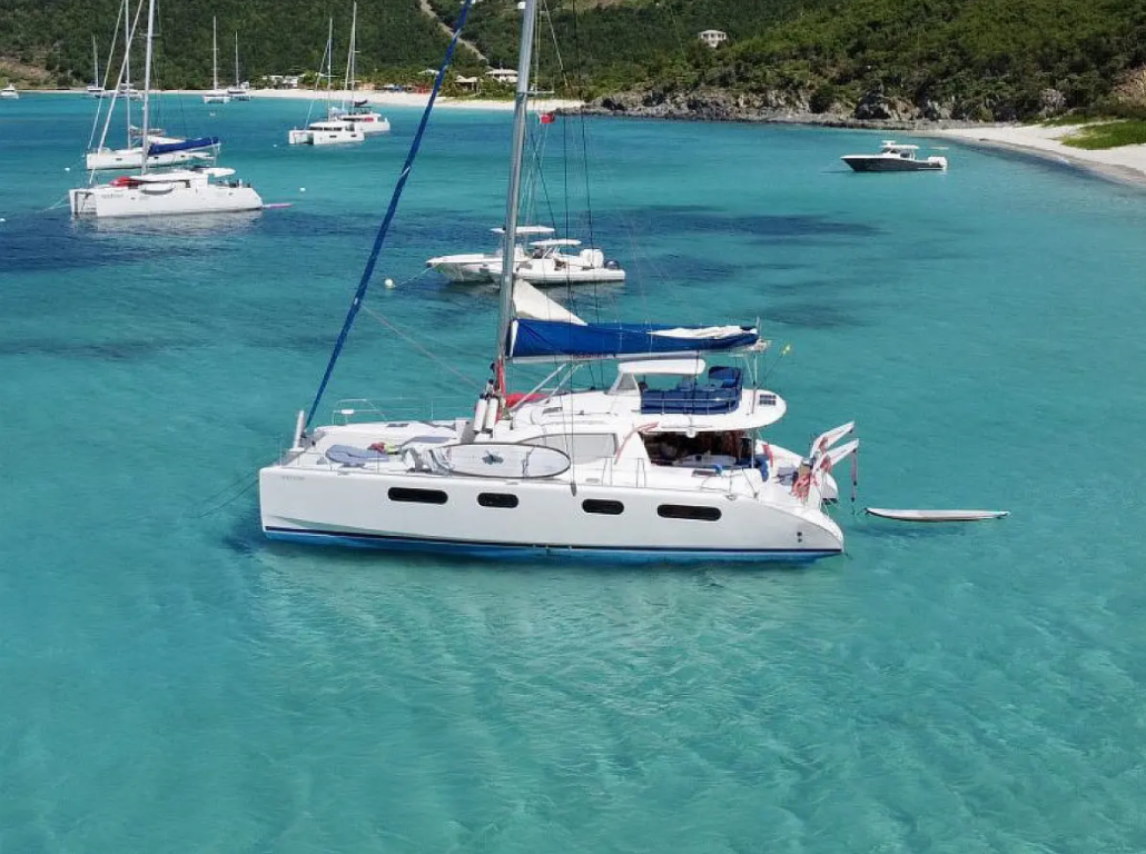 Leopard 46 – 4 cab. – Catamaran