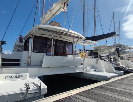 Bali 4.3 – 4 + 2 cab. – Catamaran