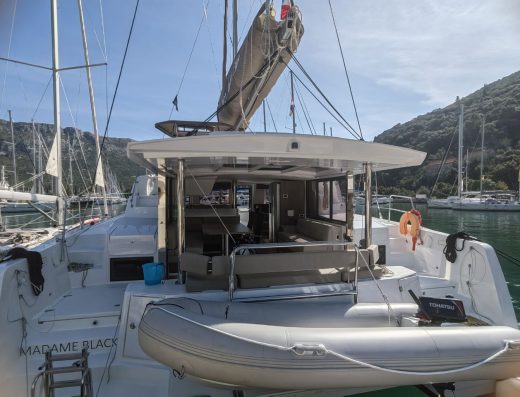 Bali 4.4 – 4 + 1 cab. – Catamaran