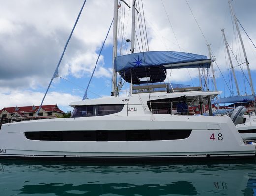 Bali 4.8 – 5 cab. – Catamaran