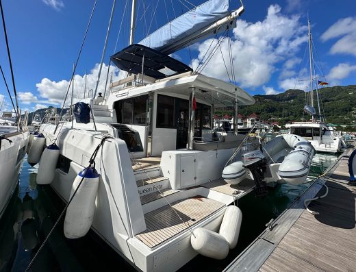 Bali 4.8 – 6 + 1 cab. – Catamaran