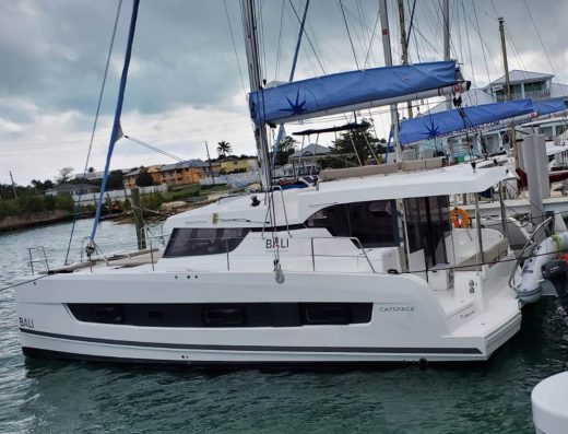 Bali Catspace OW – Catamaran