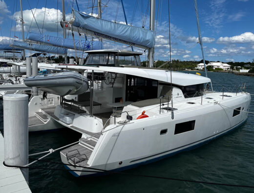 Lagoon 42 – 4 + 2 cab. – Catamaran