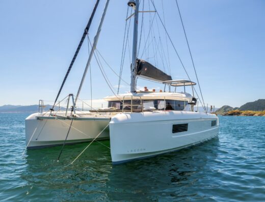 Lagoon 43 – 4 + 2 cab. – Catamaran