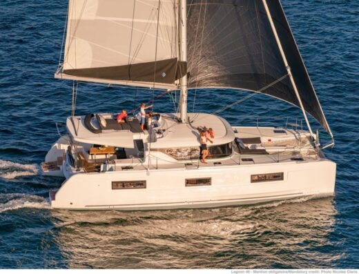 Lagoon 46 – 3 + 2 cab. – Catamaran