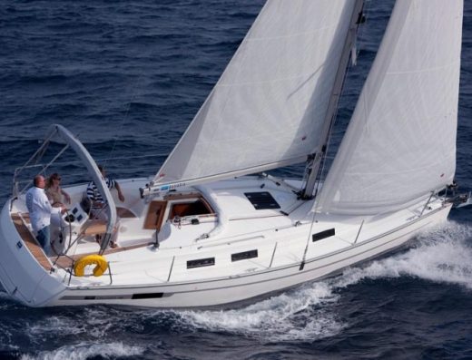 Bavaria Cruiser 32 – Sailing yacht