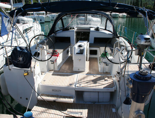 Sun Odyssey 440 – 3 cab. – Sailing yacht