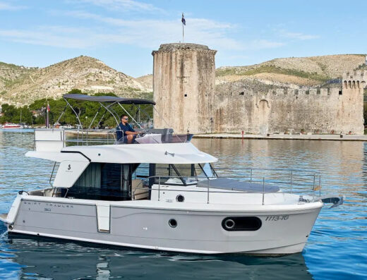 Swift Trawler 30 – Motor boat