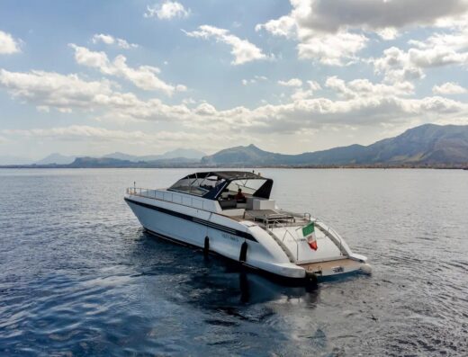 Leopard 23 Sport – Luxury motor yacht