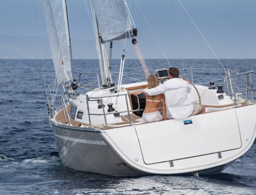 Bavaria Cruiser 33 – Sailing yacht