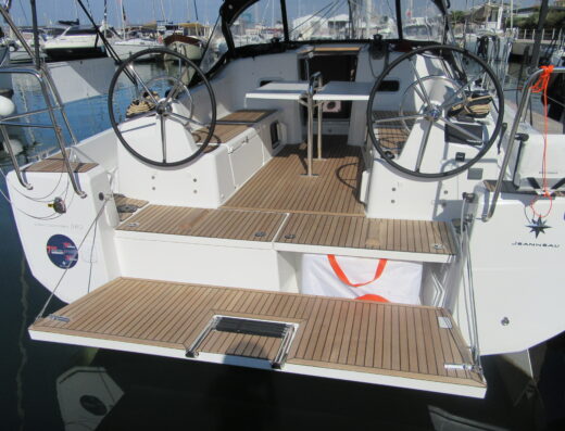 Sun Odyssey 380 – 3 cab. – Sailing yacht