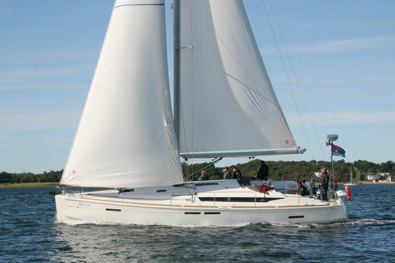 Sun Odyssey 439 – Sailing yacht