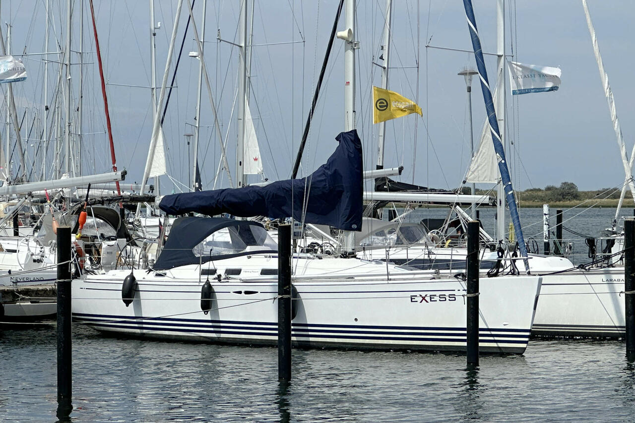 X-37 – Sailing yacht