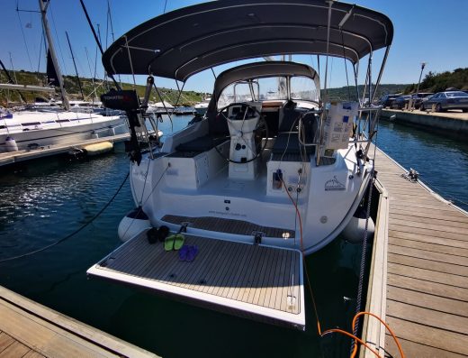 Bavaria Cruiser 36 – Sailing yacht