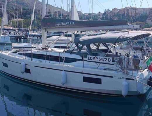 Bavaria C38 – Sailing yacht