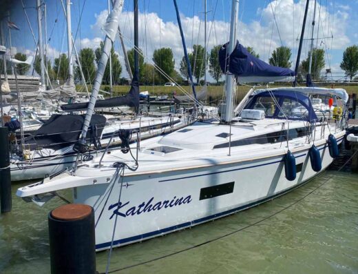 Bavaria C42 – Sailing yacht