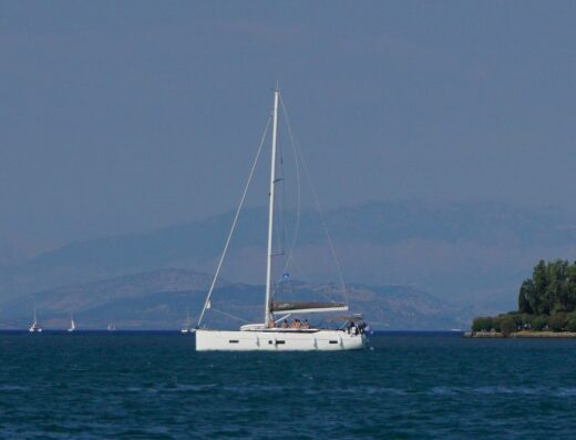 Bavaria C50 Style – 4 + 1 cab. – Sailing yacht