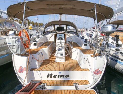 Bavaria Cruiser 33 – Sailing yacht