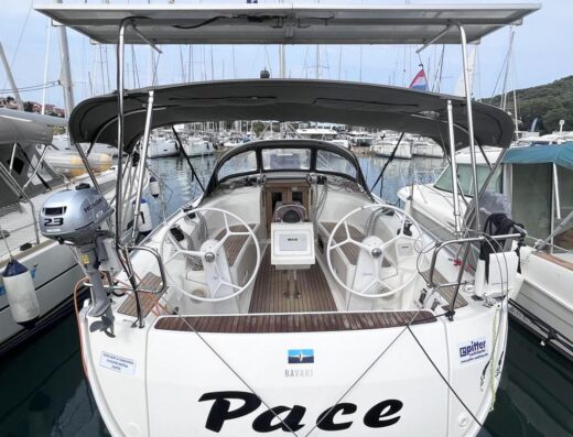 Bavaria Cruiser 34 – 2 cab. – Sailing yacht