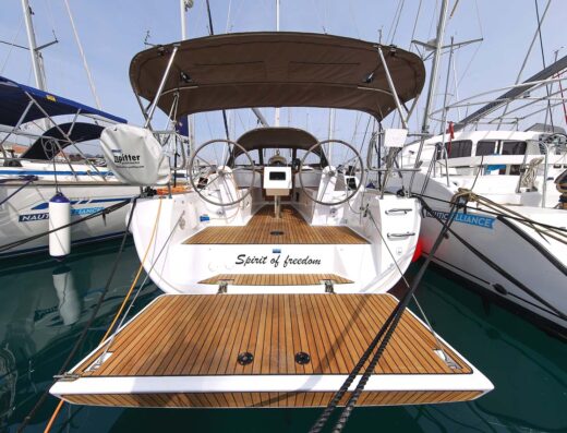 Bavaria Cruiser 34 – 2 cab. – Sailing yacht