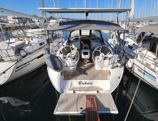 Bavaria Cruiser 37 – 3 cab. – Sailing yacht