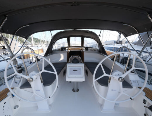 Bavaria Cruiser 37 – 3 cab. – Sailing yacht