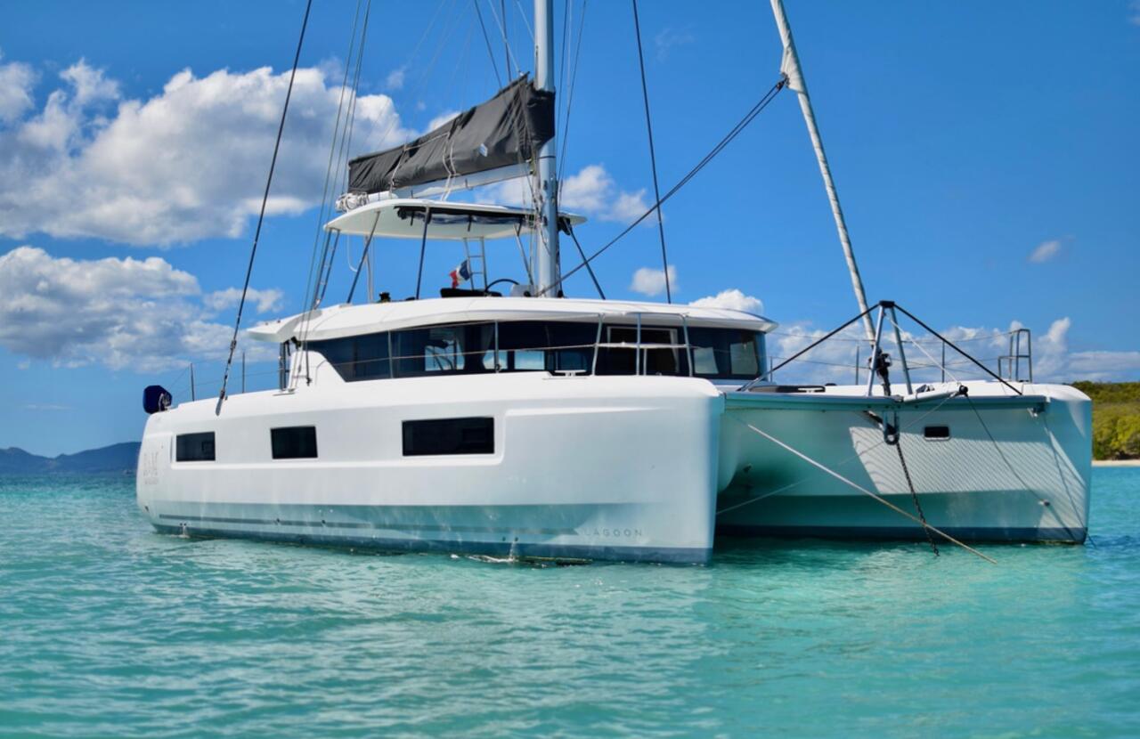Lagoon 46 – 4 + 2 cab. – Catamaran