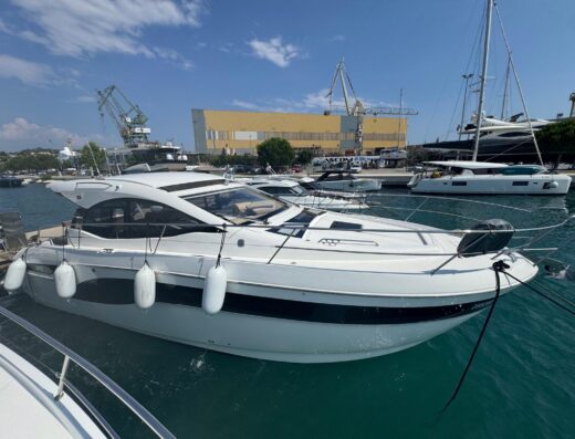 Bavaria SR41 – Motor yacht