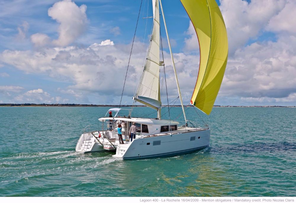 Lagoon 400 – 4 + 2 cab. – Catamaran