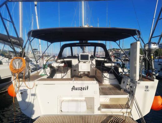 Dufour 430 – 3 cab. – Sailing yacht