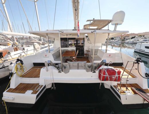 Fountaine Pajot Lucia 40 – 4 cab. – Catamaran