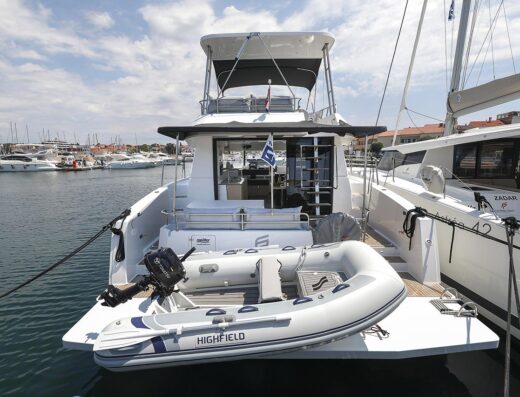 Fountaine Pajot MY 37 – Power catamaran