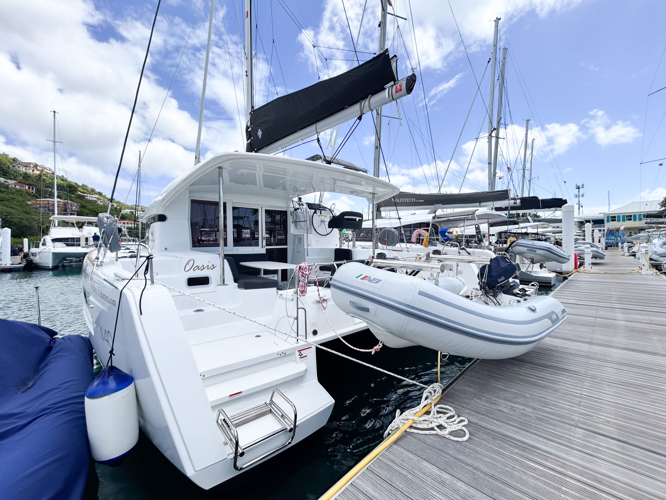 Lagoon 40 OW – 3 + 1 cab. – Catamaran