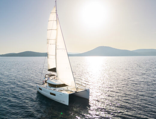 Lagoon 40 – 4 + 2 cab – Catamaran