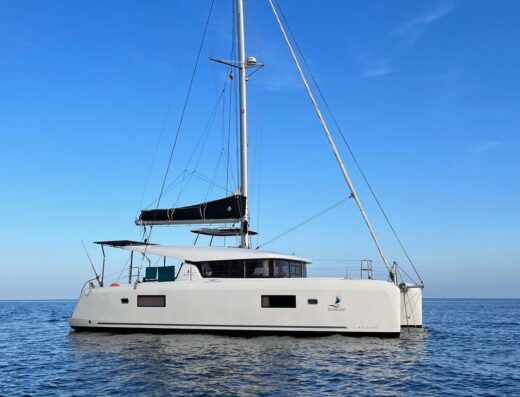 Lagoon 42 – 4 cab. – Catamaran