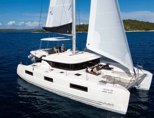 Lagoon 46 – 4 + 2 cab. – Catamaran