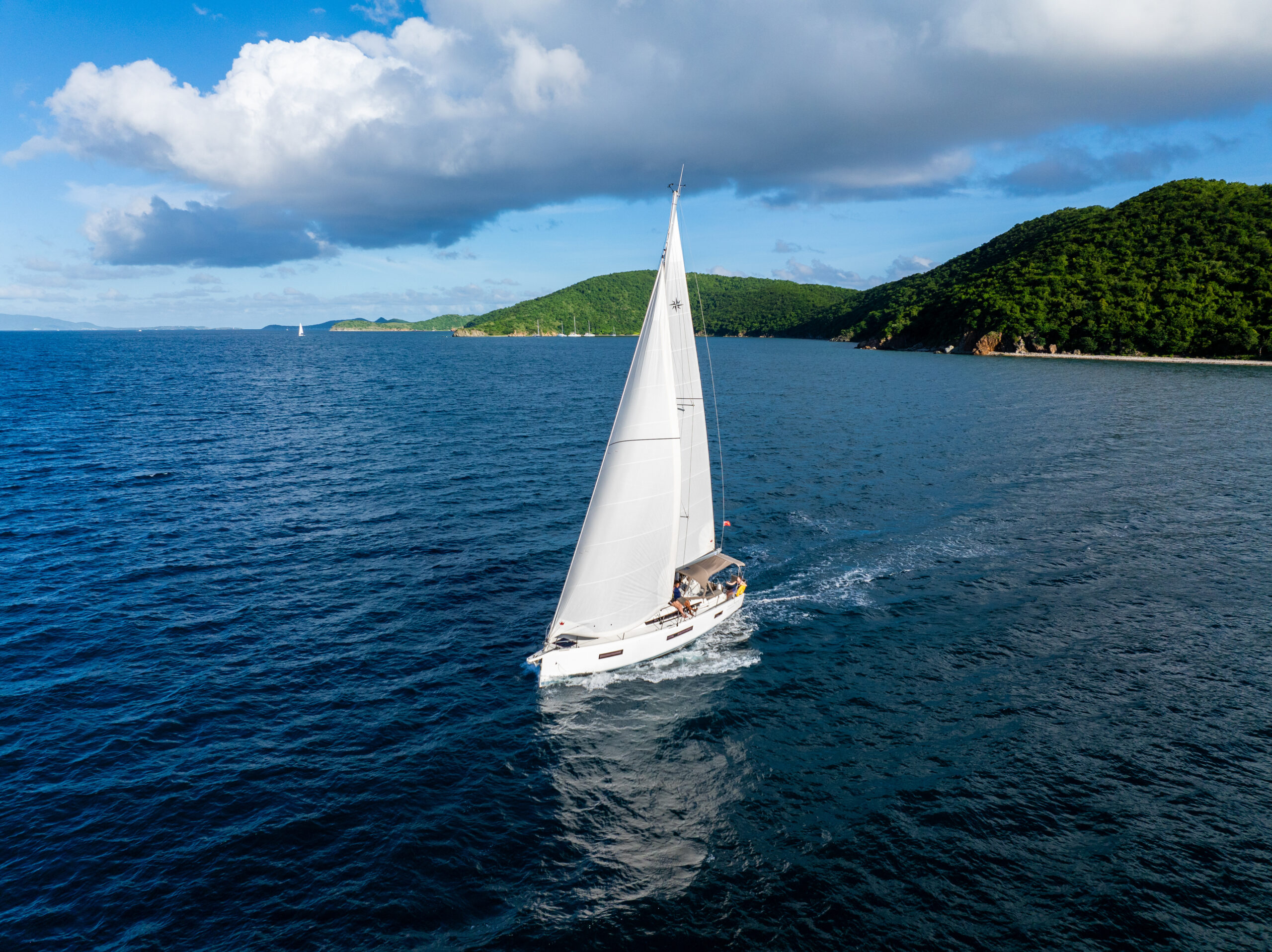 Sun Odyssey 440 – 3 cab. – Sailing yacht