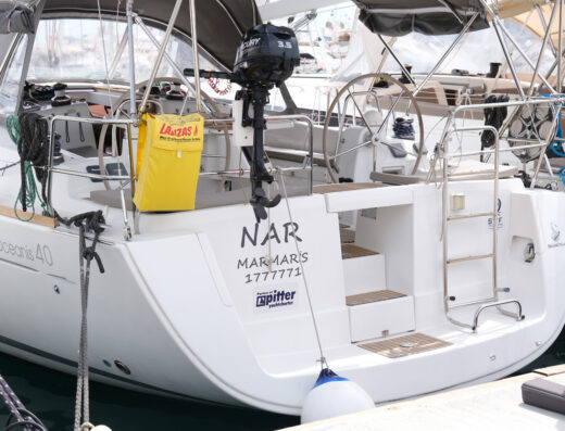 Oceanis 40 – Sailing yacht