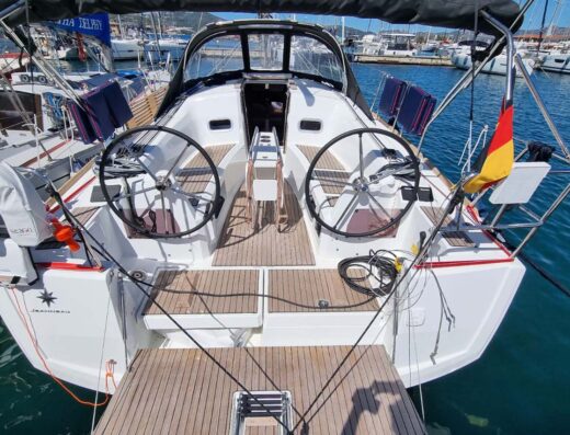 Sun Odyssey 349 – 2 cab. – Sailing yacht