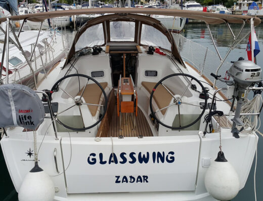 Sun Odyssey 349 – 2 cab. – Sailing yacht