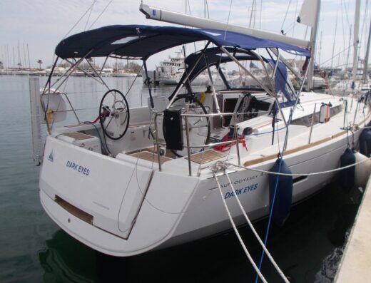 Sun Odyssey 419 – 3 cab. – Sailing yacht