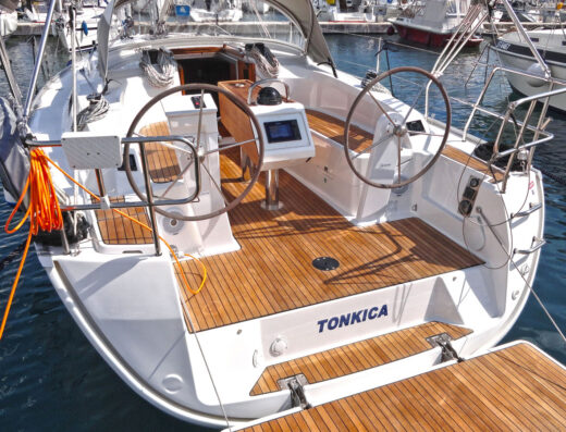 Bavaria Cruiser 34 – Sailing yacht