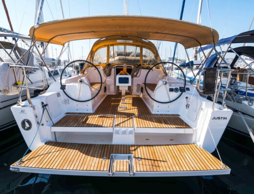 Dufour 382 GL – Sailing yacht