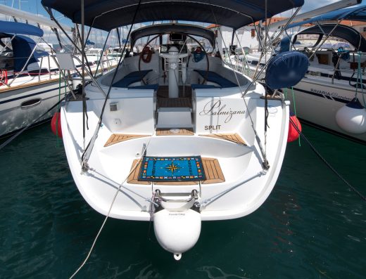 Sun Odyssey 42.2 Exclusive – 3 cab. – Sailing yacht
