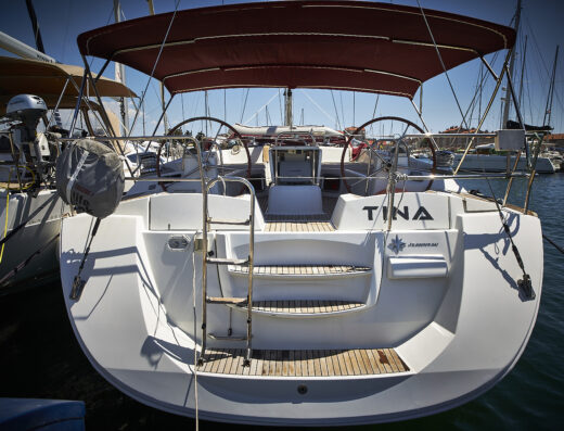 Jeanneau 53 – 5 + 1 cab. – Sailing yacht