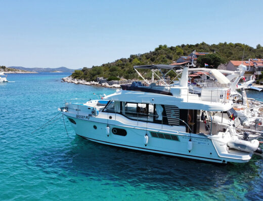 Swift Trawler 41 Fly – Motor yacht