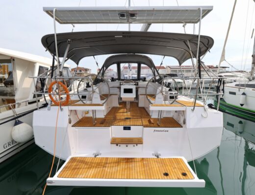 Bavaria C38 – Sailing yacht