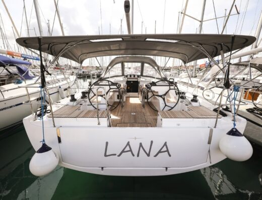 Bavaria C46 – 3 cab. – Sailing yacht