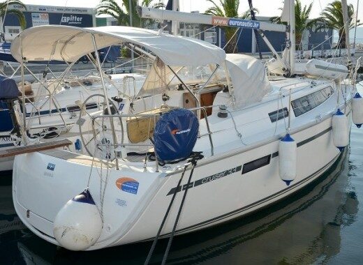 Bavaria Cruiser 33 – Sailing yacht