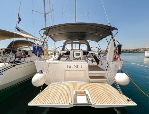 Dufour 390 GL – Sailing yacht